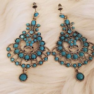 Stylish Silver Dangle Earrings with Turquoise Stone